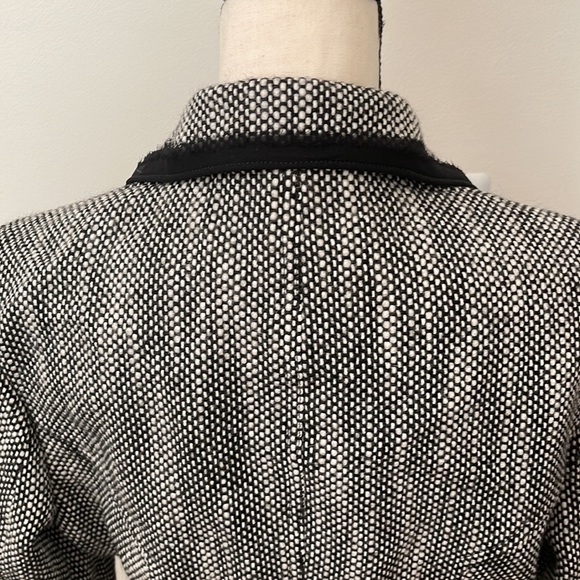The Limited Tweed Jacket - Picture 10 of 16